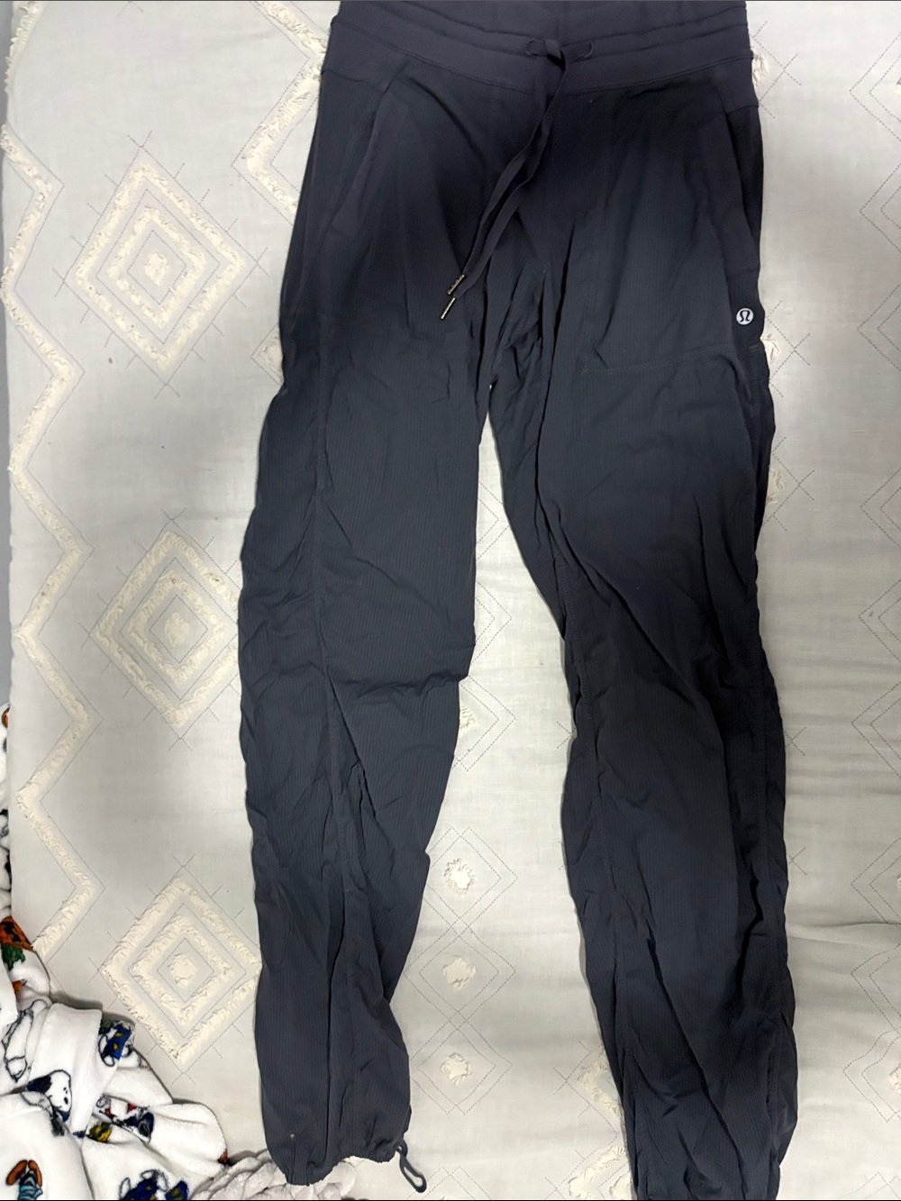 Women’s Black Lululemon dance studio Joggers